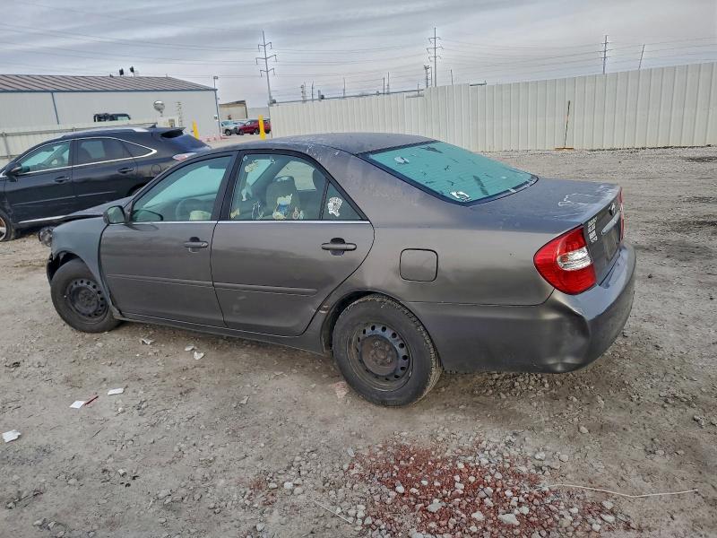 Photo 2 from auction – 2004 TOYOTA CAMRY LE with VIN 4T1BE32K34U931533