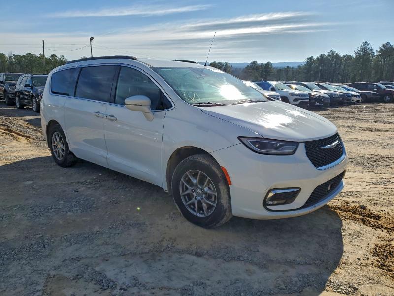Photo 4 from auction – 2022 CHRYSLER PACIFICA T with VIN 2C4RC1FG7NR104829