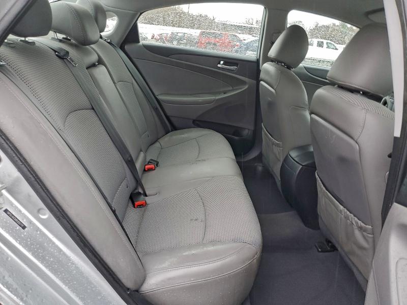 Photo 10 from auction – 2011 HYUNDAI SONATA SE with VIN 5NPEC4AC0BH252771
