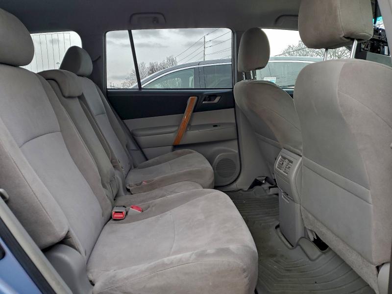 Photo 11 from auction – 2008 TOYOTA HIGHLANDER with VIN JTEEW41A482017687