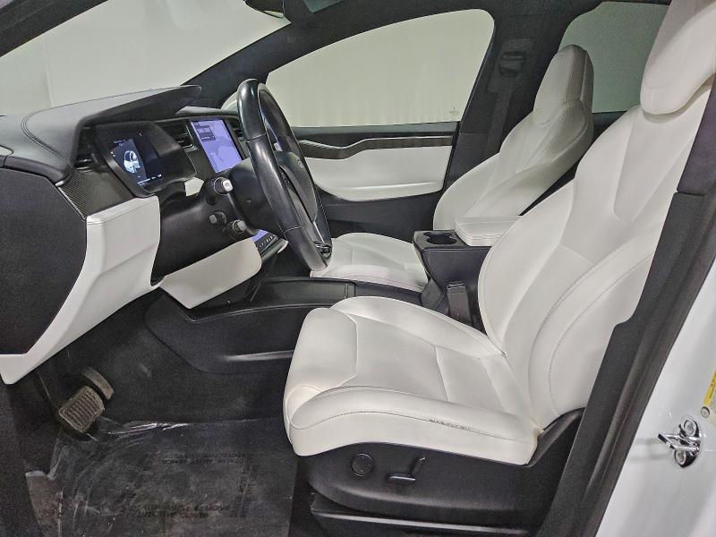 Photo 7 from auction – 2018 TESLA MODEL X with VIN 5YJXCBE21JF138919