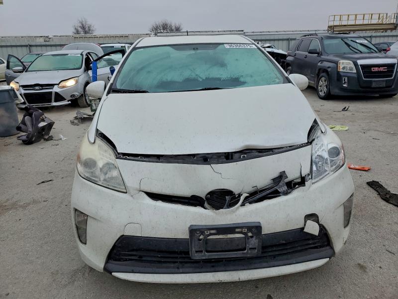 Photo 5 from auction – 2013 TOYOTA PRIUS with VIN JTDKN3DU1D0340482