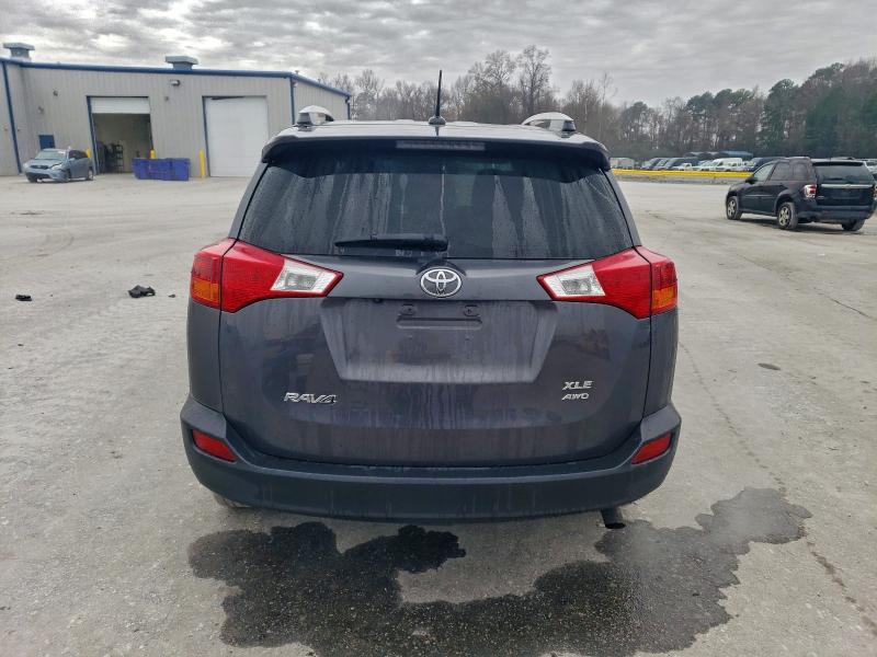 Photo 6 from auction – 2014 TOYOTA RAV4 XLE with VIN 2T3RFREV0EW137831