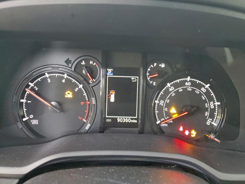 Photo 9 from auction – 2021 TOYOTA 4RUNNER SR with VIN JTENU5JR2M5932175