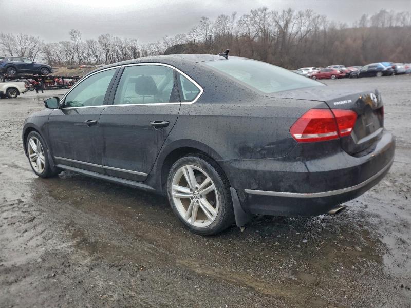 Photo 2 from auction – 2015 VOLKSWAGEN PASSAT SE with VIN 1VWBT7A32FC070220