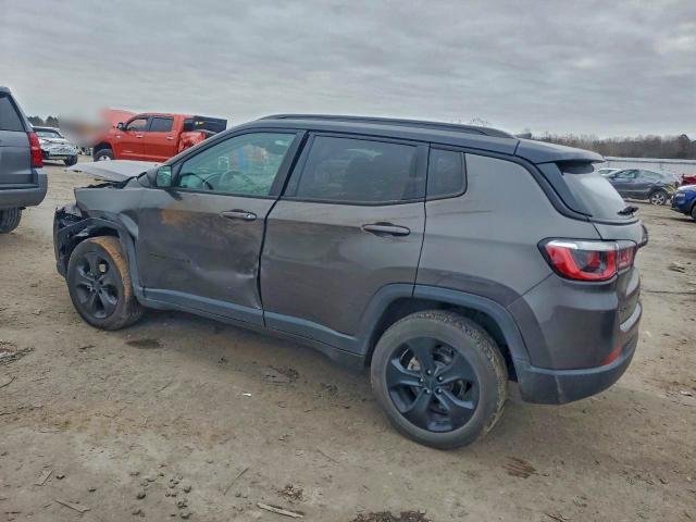 Photo 2 from auction – 2018 JEEP COMPASS LA with VIN 3C4NJDBB5JT453107