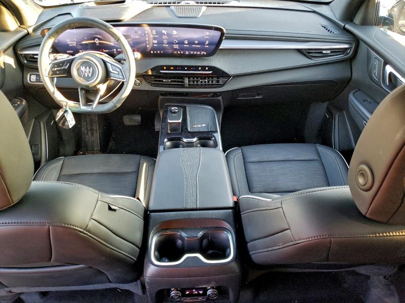 Photo 8 from auction – 2025 BUICK ENCLAVE SP with VIN 5GAEVBRS3SJ154711