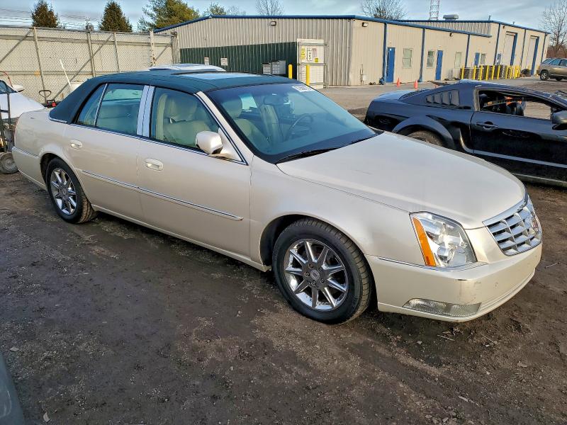 Photo 4 from auction – 2011 CADILLAC DTS LUXURY with VIN 1G6KD5E6XBU122855