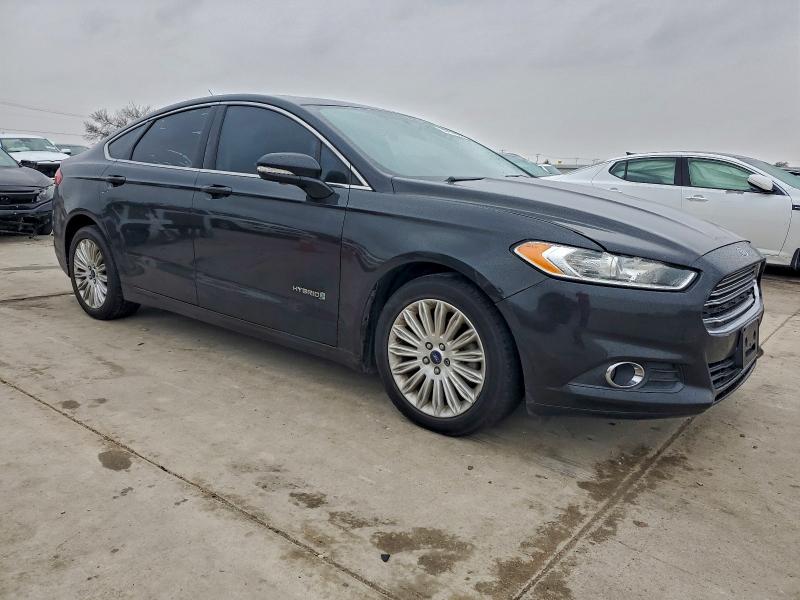 Photo 4 from auction – 2015 FORD FUSION SE with VIN 3FA6P0LU5FR244228
