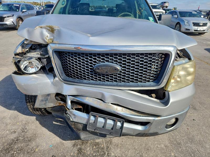 Photo 11 from auction – 2006 FORD F-150 with VIN 1FTPW12556FA48918