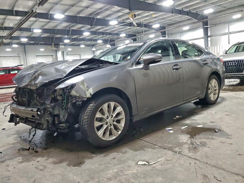 LEXUS ES 300H 2014 with VIN JTHBW1GGXE2048437 - Photo from auction