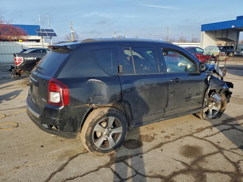 Photo 3 from auction – 2017 JEEP COMPASS LA with VIN 1C4NJCEB4HD189433