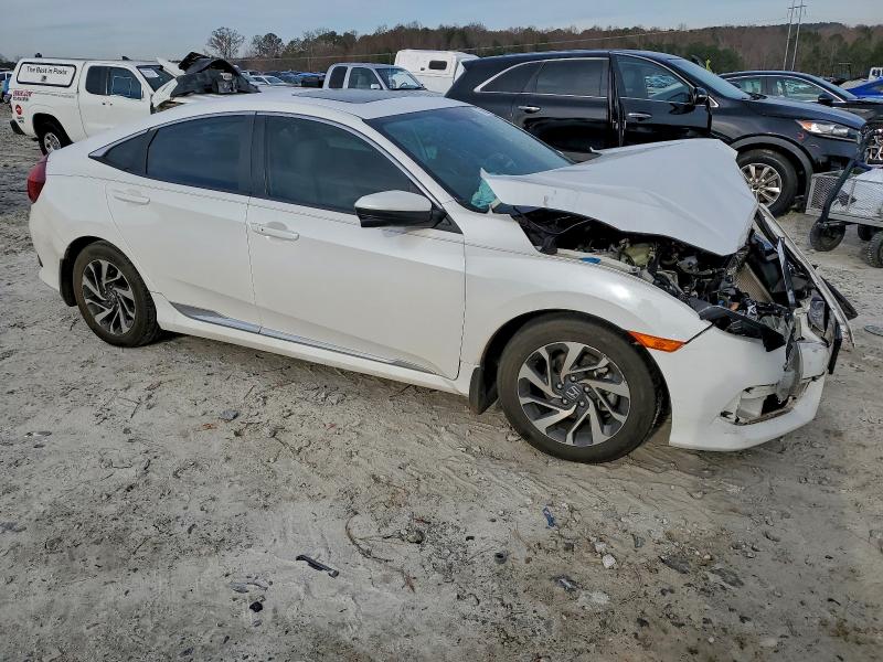 Photo 4 from auction – 2016 HONDA CIVIC EX with VIN 19XFC2F72GE089900