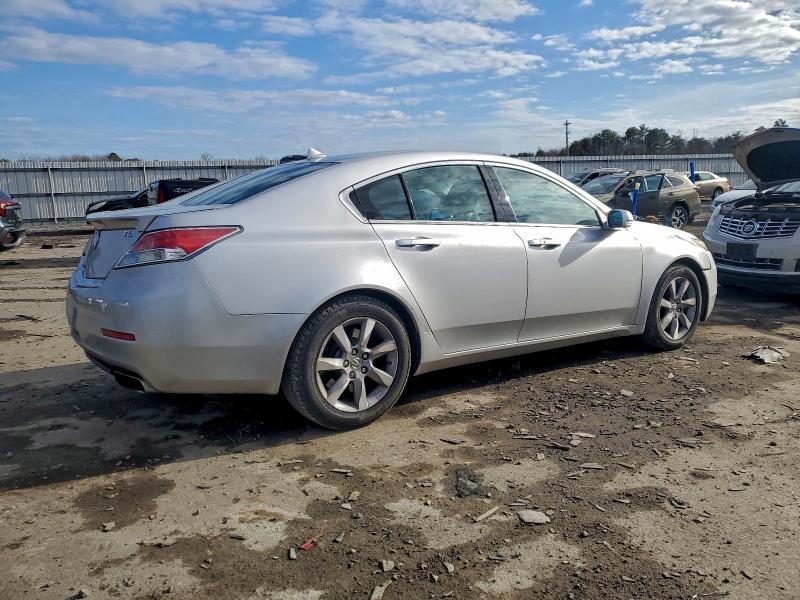 Photo 3 from auction – 2013 ACURA TL TECH with VIN 19UUA8F5XDA010018