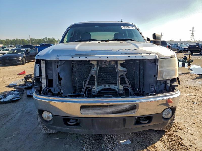 Photo 5 from auction – 2011 GMC SIERRA K25 with VIN 1GT120CG2BF140378