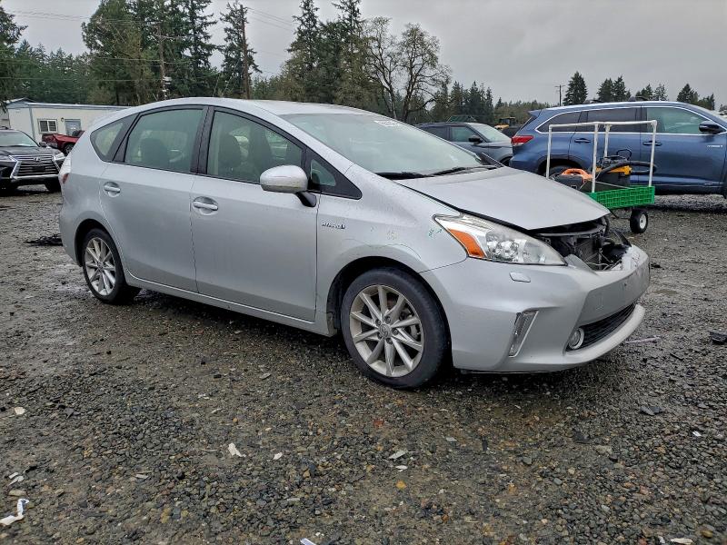 Photo 4 from auction – 2014 TOYOTA PRIUS V with VIN JTDZN3EU4E3333023