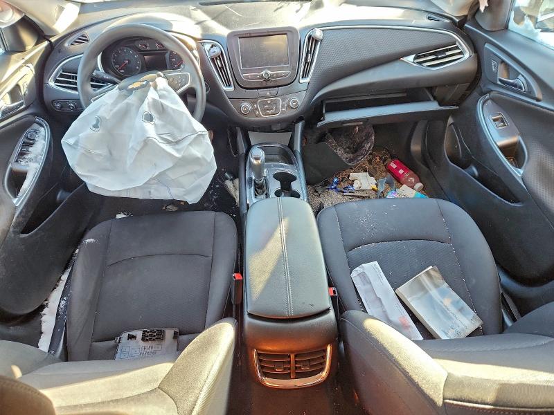 Photo 8 from auction – 2018 CHEVROLET MALIBU LT with VIN 1G1ZD5STXJF207387