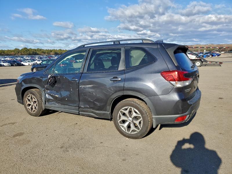 Photo 2 from auction – 2019 SUBARU FORESTER P with VIN JF2SKAGC8KH564994