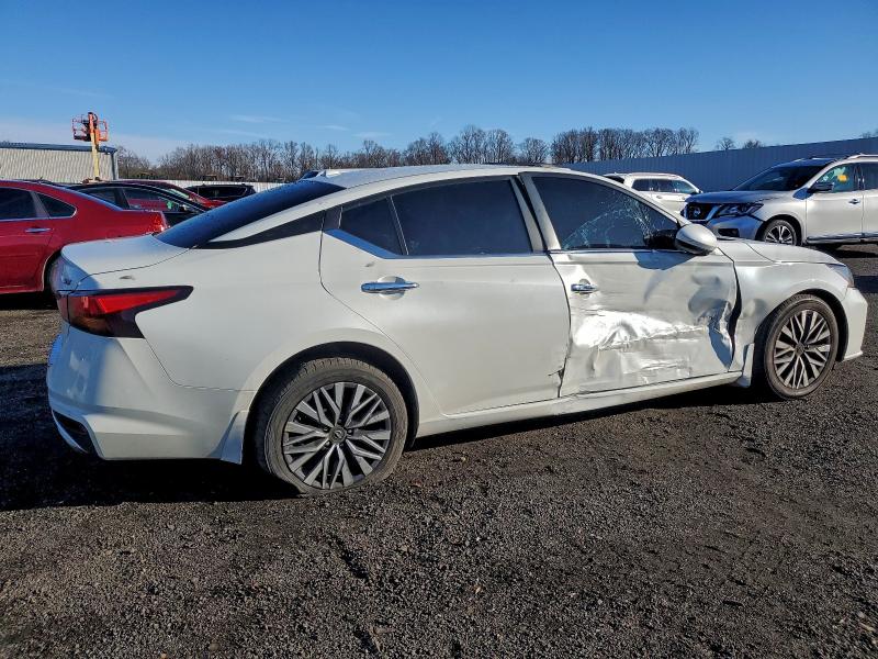 Photo 3 from auction – 2023 NISSAN ALTIMA SV with VIN 1N4BL4DV1PN303675
