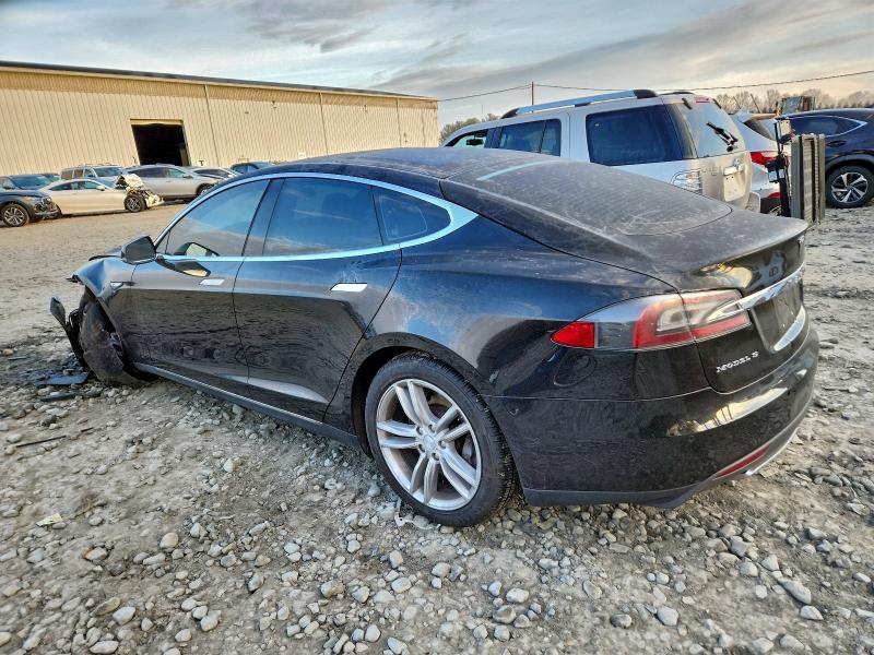 Photo 2 from auction – 2015 TESLA MODEL S with VIN 5YJSA1E25FF118030