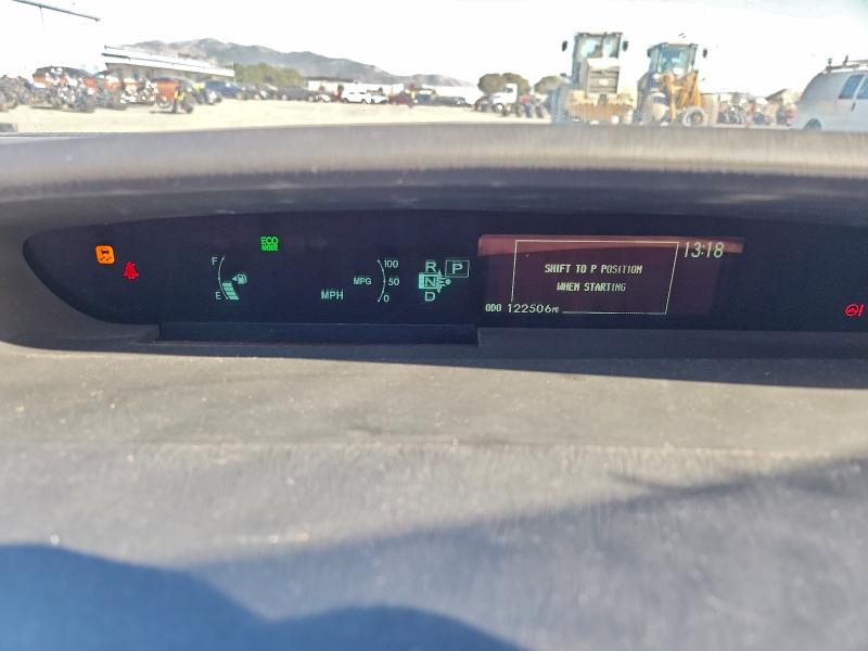 Photo 9 from auction – 2014 TOYOTA PRIUS with VIN JTDKN3DUXE0388032