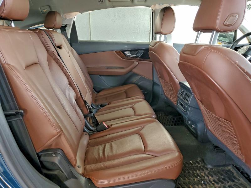 Photo 11 from auction – 2018 AUDI Q7 PREMIUM with VIN WA1LAAF73JD047788