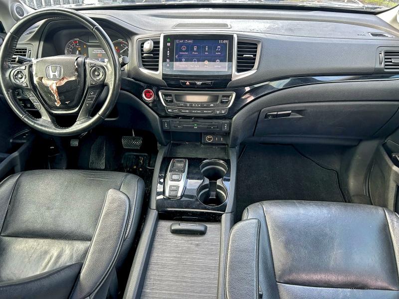 Photo 9 from auction – 2016 HONDA PILOT TOUR with VIN 5FNYF5H95GB044671