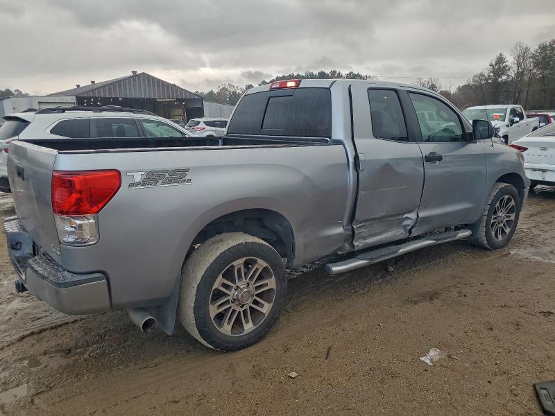 Photo 3 from auction – 2012 TOYOTA TUNDRA with VIN 5TFRM5F14CX048475