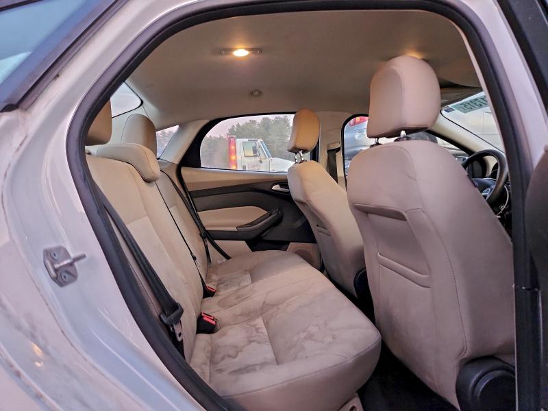 Photo 10 from auction – 2015 FORD FOCUS SE with VIN 1FADP3F27FL365134