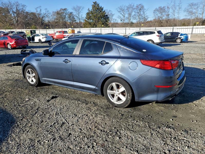 Photo 2 from auction – 2015 KIA OPTIMA LX with VIN 5XXGM4A79FG358193