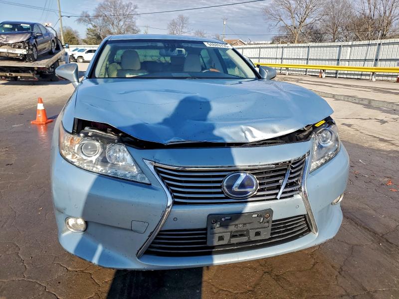 Photo 5 from auction – 2013 LEXUS ES 300H with VIN JTHBW1GG3D2033888