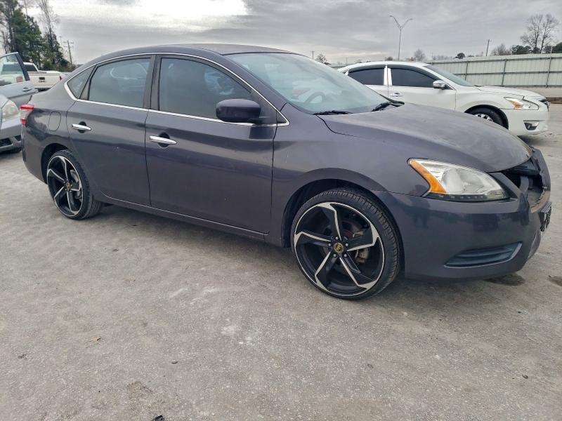 Photo 4 from auction – 2014 NISSAN SENTRA S with VIN 1N4AB7AP2EN851056