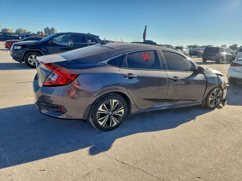 Photo 3 from auction – 2018 HONDA CIVIC EX with VIN JHMFC1F34JX034345