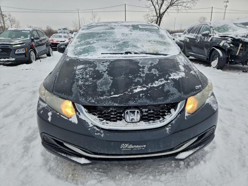 Foto 5 de la subasta – 2013 HONDA CIVIC LX con VIN 2HGFB2E57DH015487