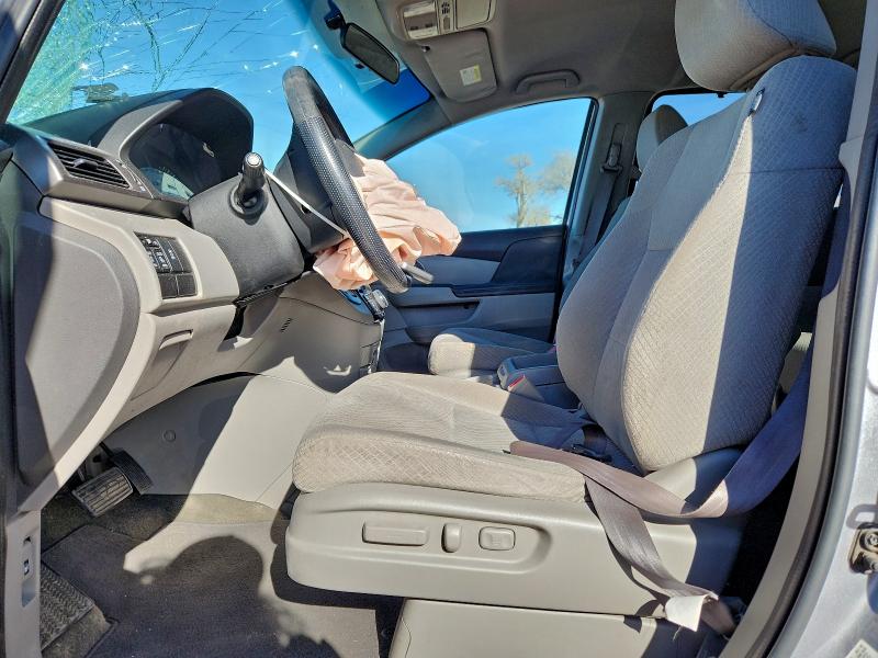 Photo 7 from auction – 2016 HONDA ODYSSEY with VIN 5FNRL5H32GB061209