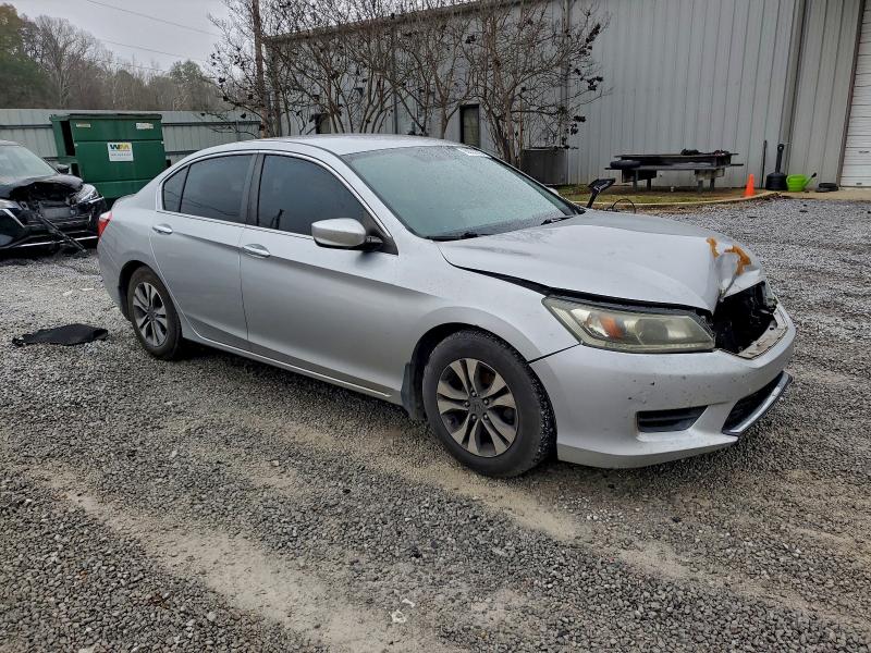 Photo 4 from auction – 2014 HONDA ACCORD with VIN 1HGCR2F34EA306685