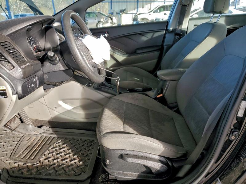 Photo 7 from auction – 2015 KIA FORTE LX with VIN KNAFK4A63F5405499