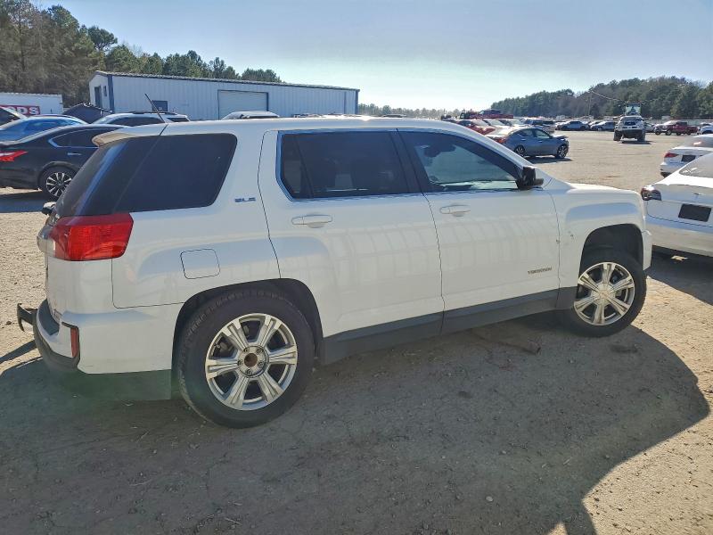 Zdjęcie 3 z aukcji – 2017 GMC TERRAIN SL z VIN 2GKALMEK4H6282258