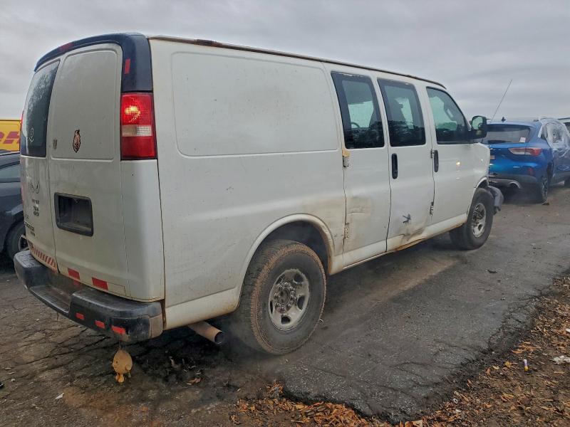 Photo 3 from auction – 2016 CHEVROLET EXPRESS G2 with VIN 1GCWGAFF1G1334470