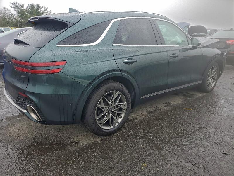 Photo 3 from auction – 2022 GENESIS GV70 BASE with VIN KMUMADTBXNU073599
