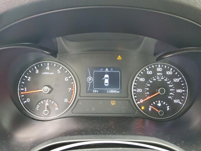 Photo 9 from auction – 2017 KIA OPTIMA with VIN 5XXGT4L39HG140268