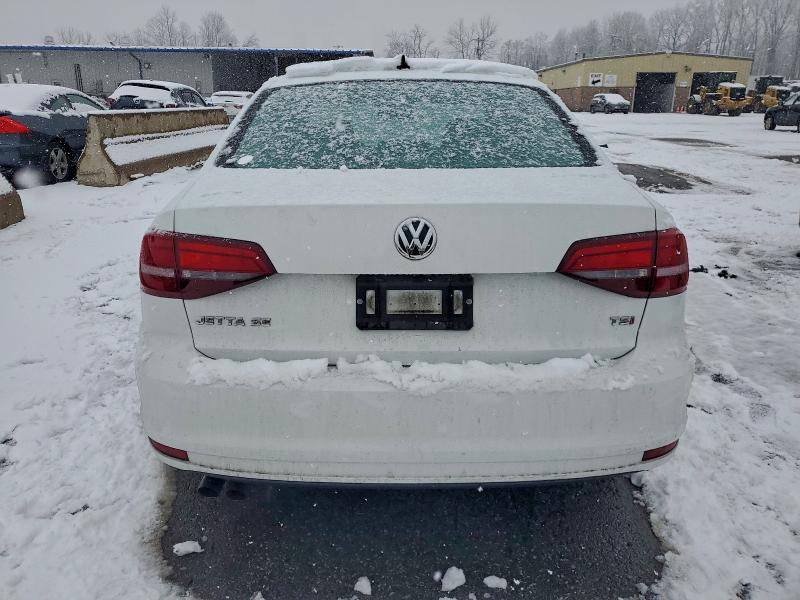 Photo 6 from auction – 2018 VOLKSWAGEN JETTA SE with VIN 3VWDB7AJ2JM207433