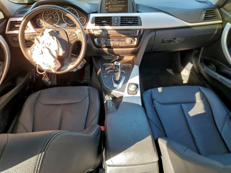 Photo 8 from auction – 2016 BMW 320 I with VIN WBA8A9C55GK618065