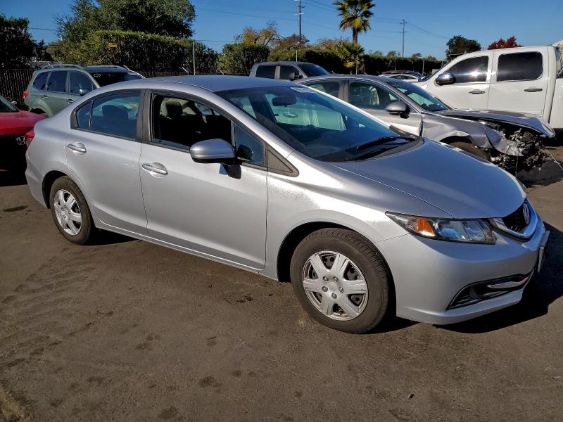 Photo 4 from auction – 2015 HONDA CIVIC LX with VIN 2HGFB2F51FH523911