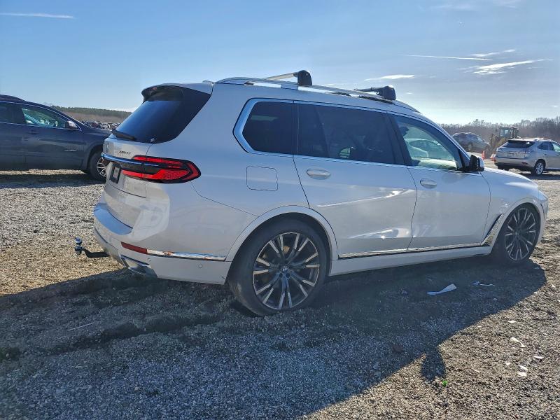 Photo 3 from auction – 2023 BMW X7 XDRIVE4 with VIN 5UX23EM03P9R02086