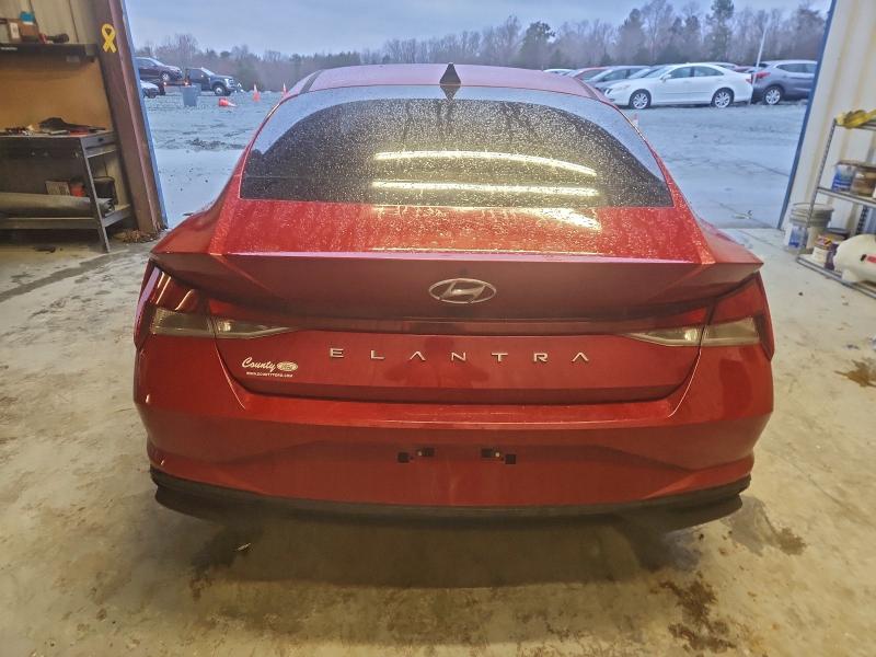 Photo 6 from auction – 2022 HYUNDAI ELANTRA SE with VIN KMHLM4AG2NU284490