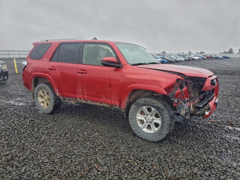 Photo 4 from auction – 2018 TOYOTA 4RUNNER SR with VIN JTEBU5JR2J5551621