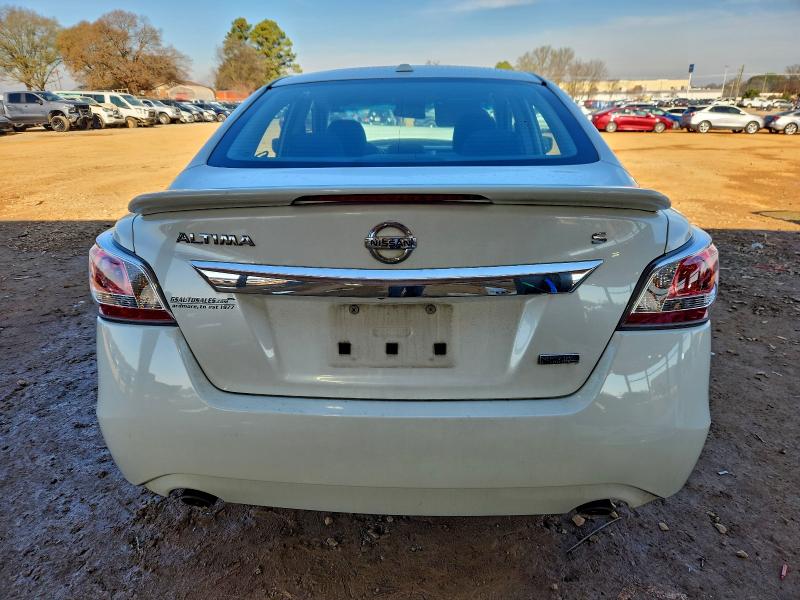 Photo 6 from auction – 2015 NISSAN ALTIMA 2.5 with VIN 1N4AL3AP1FC599318