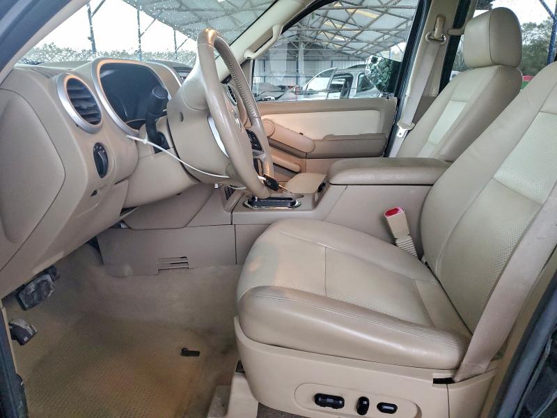 Photo 7 from auction – 2007 MERCURY MOUNTAINEE with VIN 4M2EU38857UJ14661