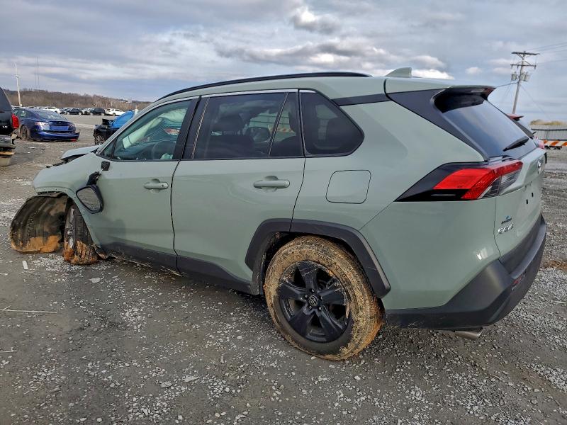 Photo 2 from auction – 2022 TOYOTA RAV4 XLE with VIN 2T3P1RFV3NW298551